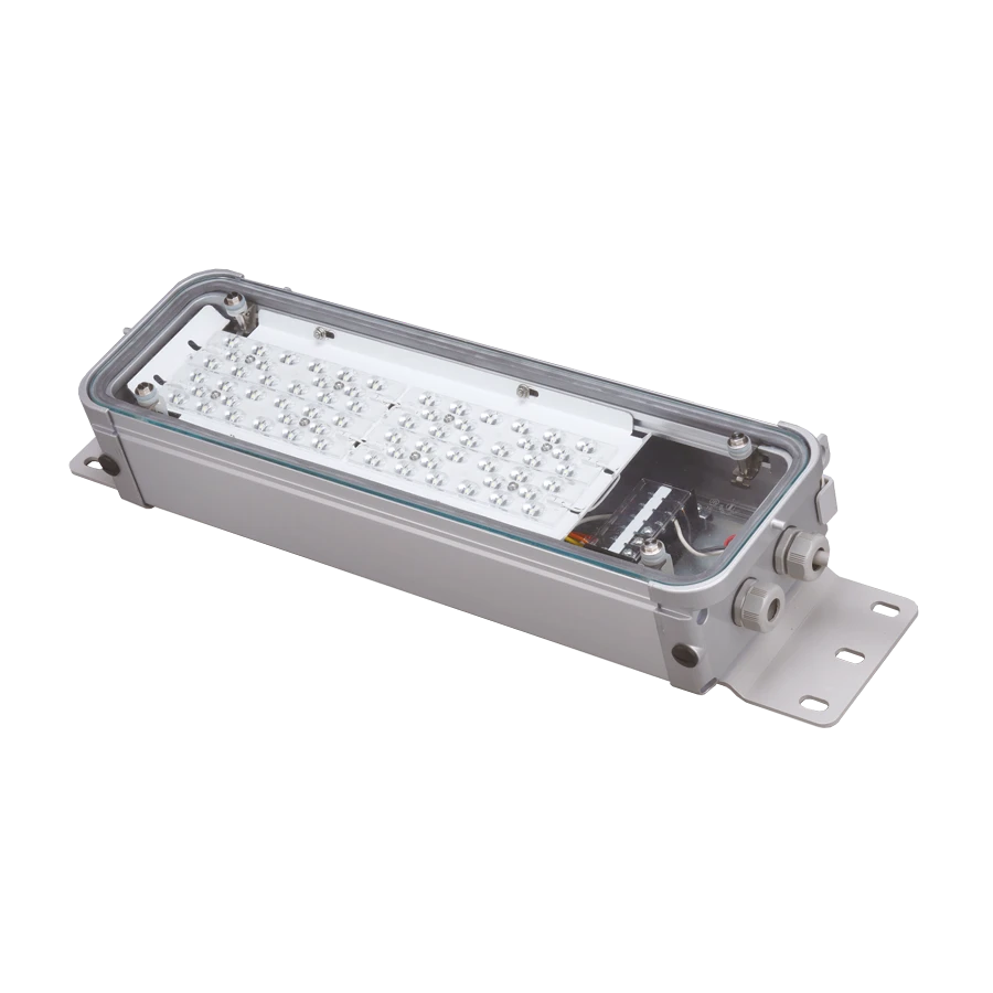 LEDトンネル（カルバート）照明器具